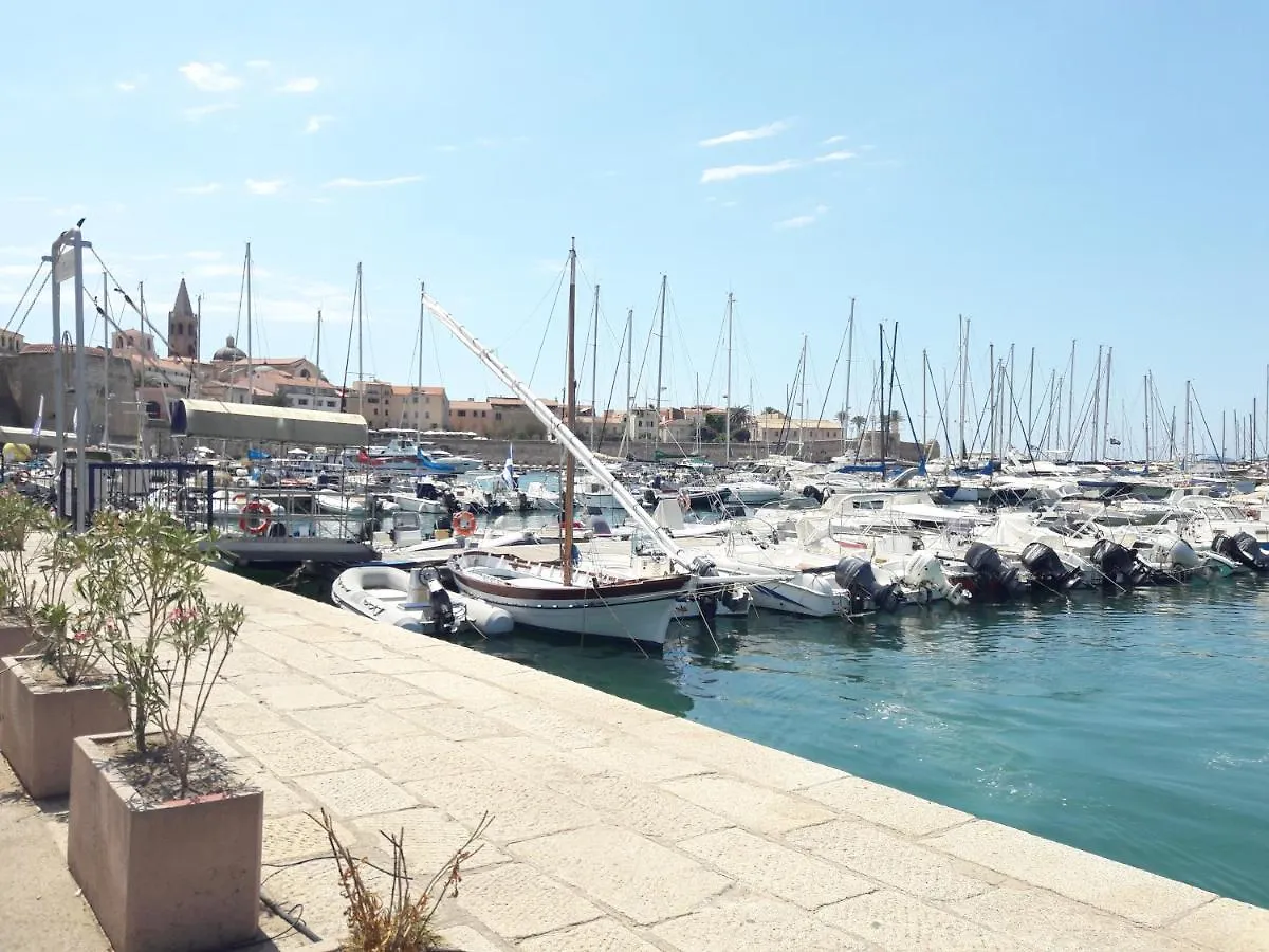 Il Veliero Apartment Alghero 0*,